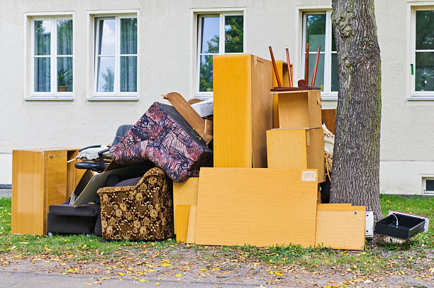 Best Yard Cleanup Services  in Chestnut Ridge, NY